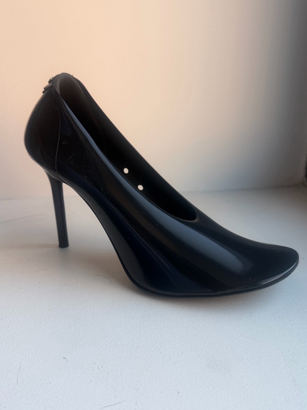 Courrèges black translucent pump 38